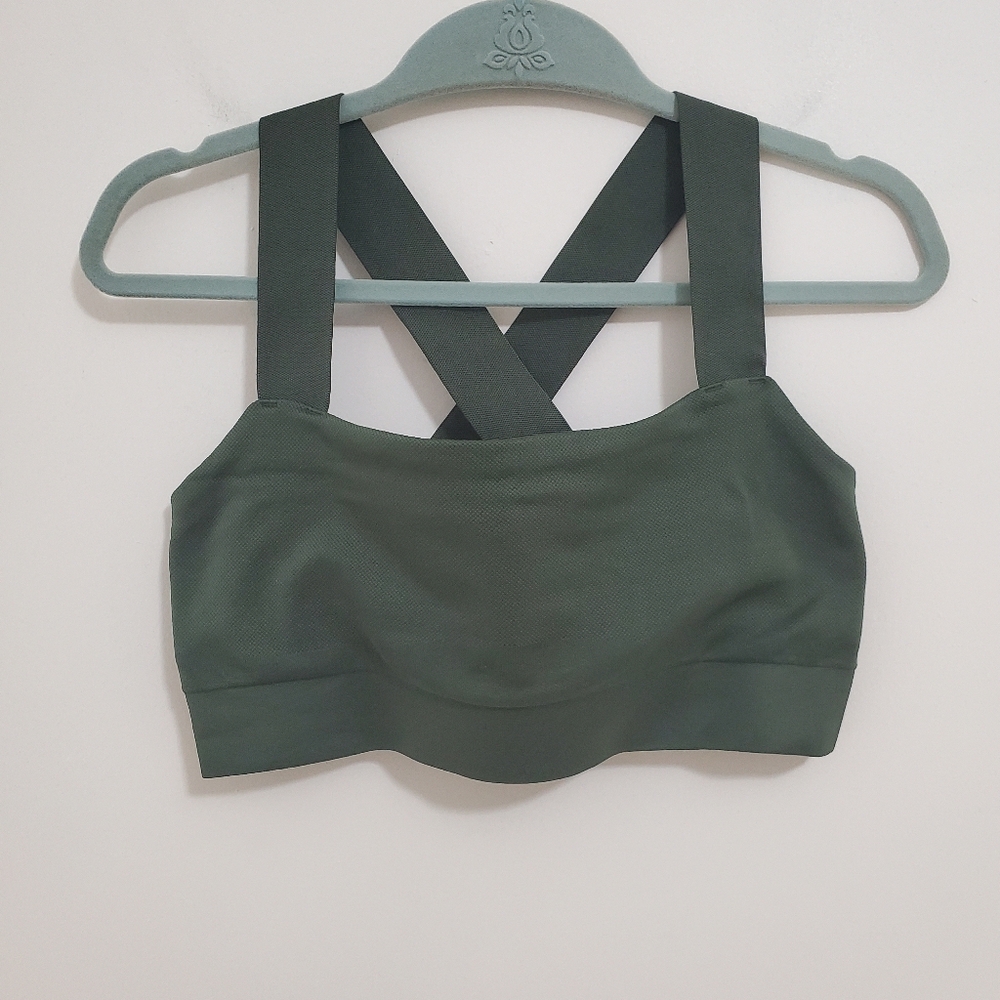 Athleta military green sports bra. Size large. 28 waistband